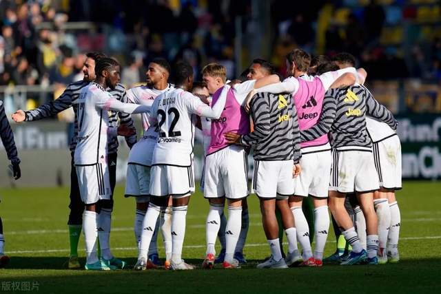 利兹联VS狼队比赛预测TA：马奎尔因辱骂第四官员，被追加停赛一场无缘对阵切尔西